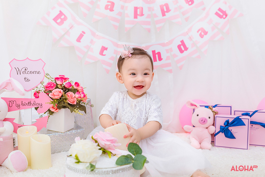 album ảnh bé sinh nhật 1 tuổi Nhật Ánh